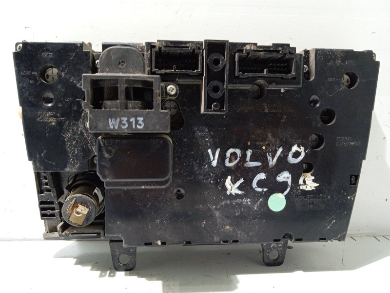 Recambio de mando climatizador para volvo xc90 t6 geartronic referencia OEM IAM 8682734  