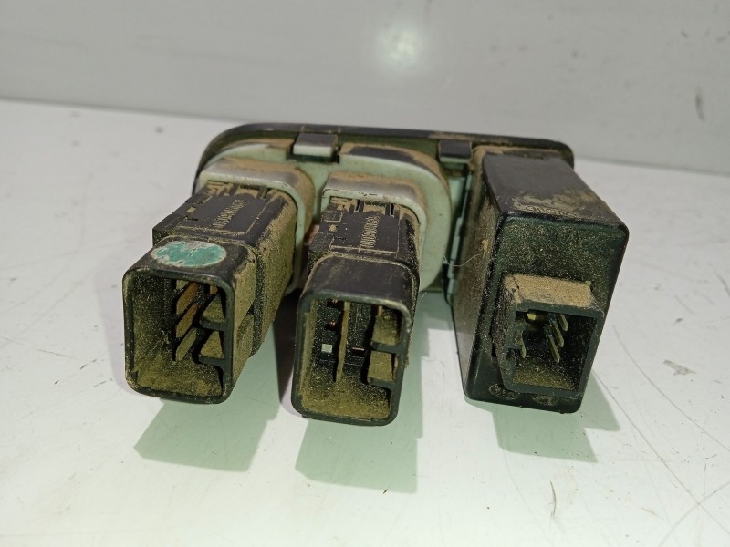 Recambio de interruptor para volvo xc90 t6 geartronic referencia OEM IAM 621W05010  