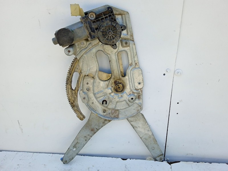 Recambio de elevalunas delantero derecho para volvo xc90 t6 geartronic referencia OEM IAM 8626321  