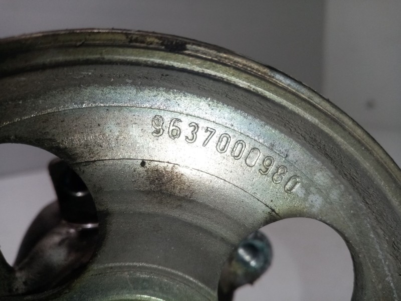 Recambio de bomba direccion para citroën xsara picasso referencia OEM IAM 9637000980  