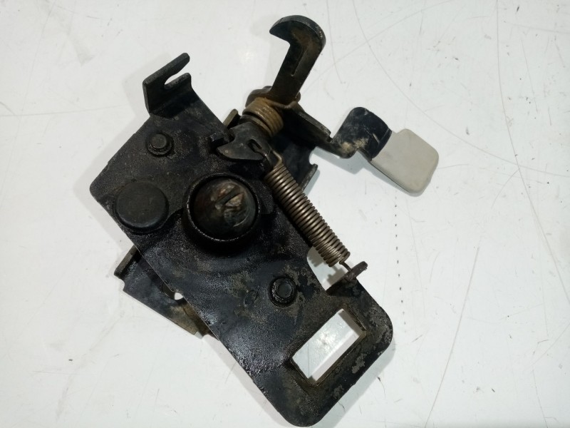 Recambio de cerradura capot para chevrolet kalos 1.4 se referencia OEM IAM   