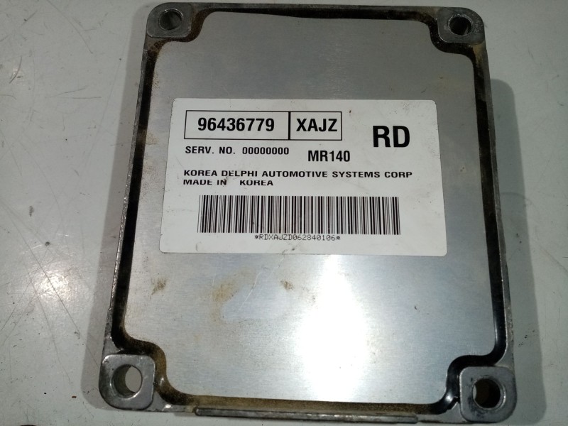 Recambio de centralita motor uce para chevrolet kalos 1.4 se referencia OEM IAM 96436779  