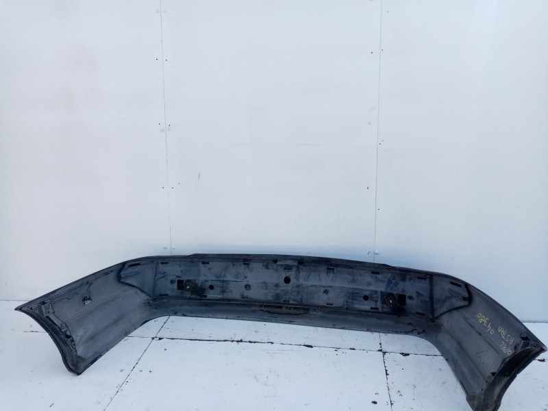 Recambio de paragolpes trasero para opel astra f berlina 1.6 cat referencia OEM IAM 1404457 1404123 