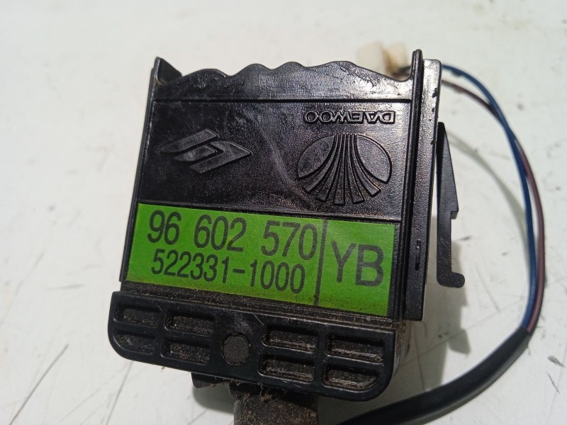 Recambio de mando limpia para chevrolet aveo 1.4 cat referencia OEM IAM 96602570  