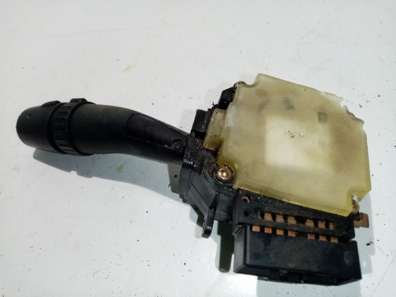 Recambio de mando limpia para kia sorento 2.5 crdi concept referencia OEM IAM 934203E010  