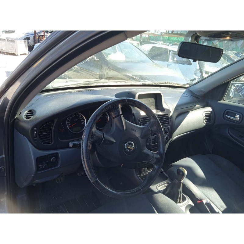 nissan almera ii hatchback (n16) del año 2005