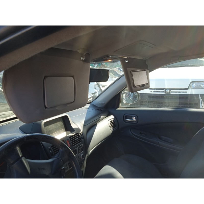 nissan almera ii hatchback (n16) del año 2005