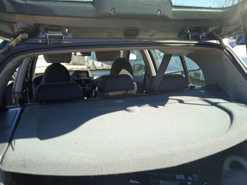 nissan almera ii hatchback (n16) del año 2005