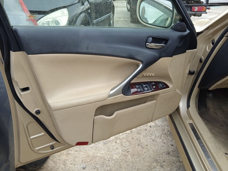 lexus is ii (_e2_) del año 2007