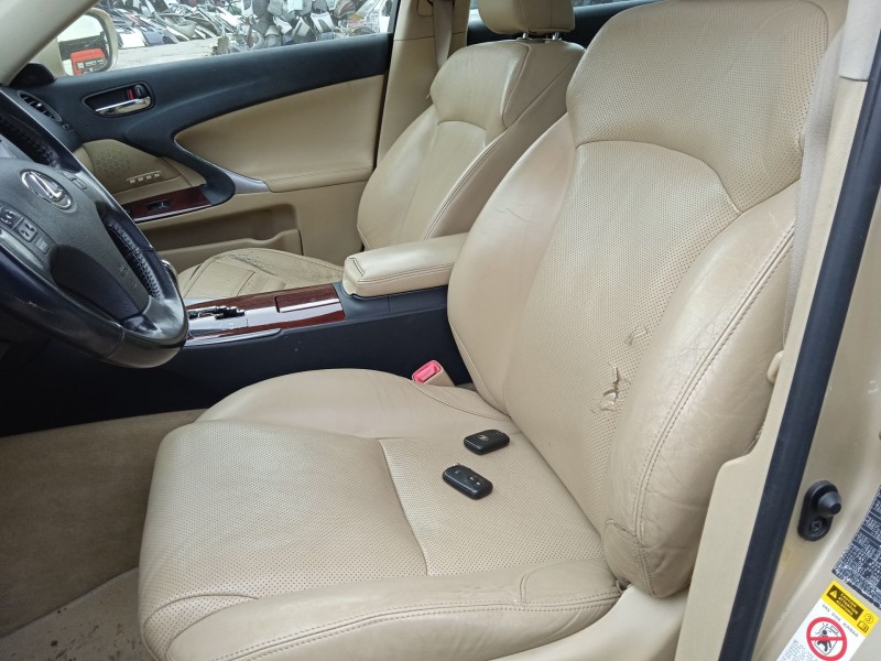 lexus is ii (_e2_) del año 2007