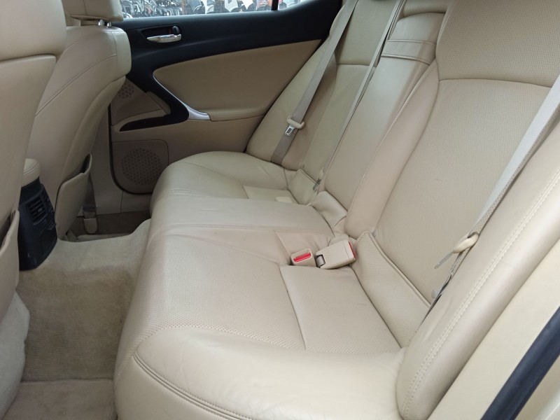 lexus is ii (_e2_) del año 2007