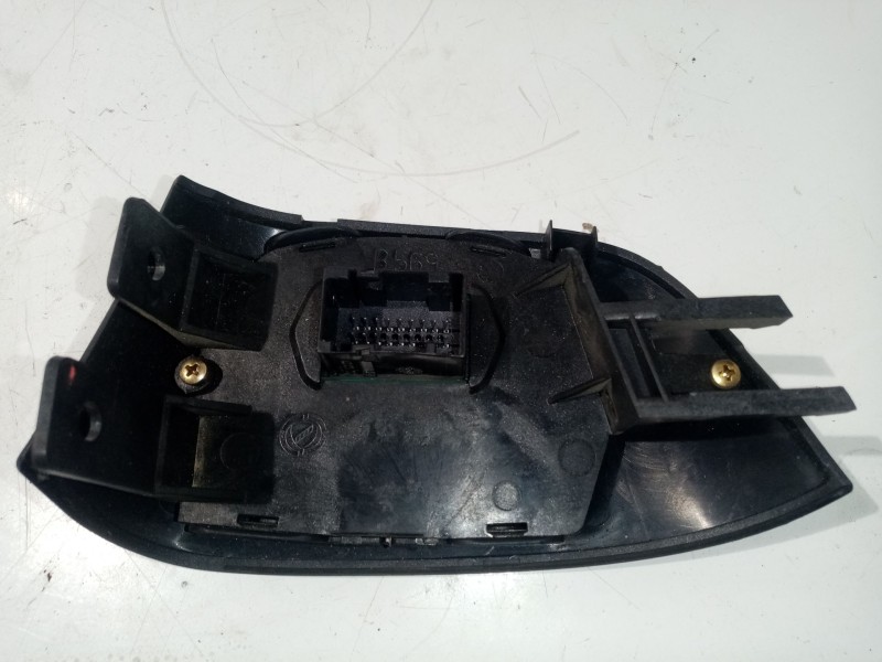 Recambio de mando multifuncion para fiat stilo (192) 1.9 jtd cat referencia OEM IAM B569  