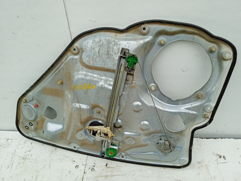 Recambio de elevalunas trasero izquierdo para fiat stilo (192) 1.9 jtd cat referencia OEM IAM 46831659  