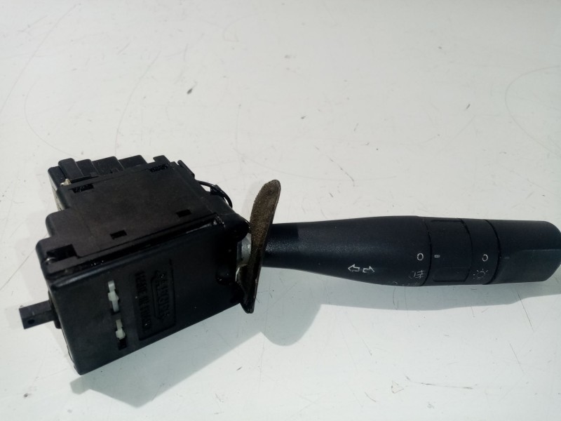 Recambio de mando intermitentes para peugeot 206 cc referencia OEM IAM 96307462ZL  