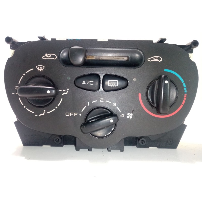 Recambio de mando calefaccion / aire acondicionado para peugeot 206 cc referencia OEM IAM 1068701  