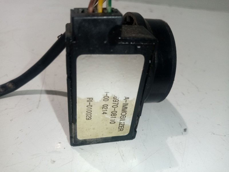 Recambio de antena para ssangyong rodius 2.7 turbodiesel cat referencia OEM IAM 8697008110  