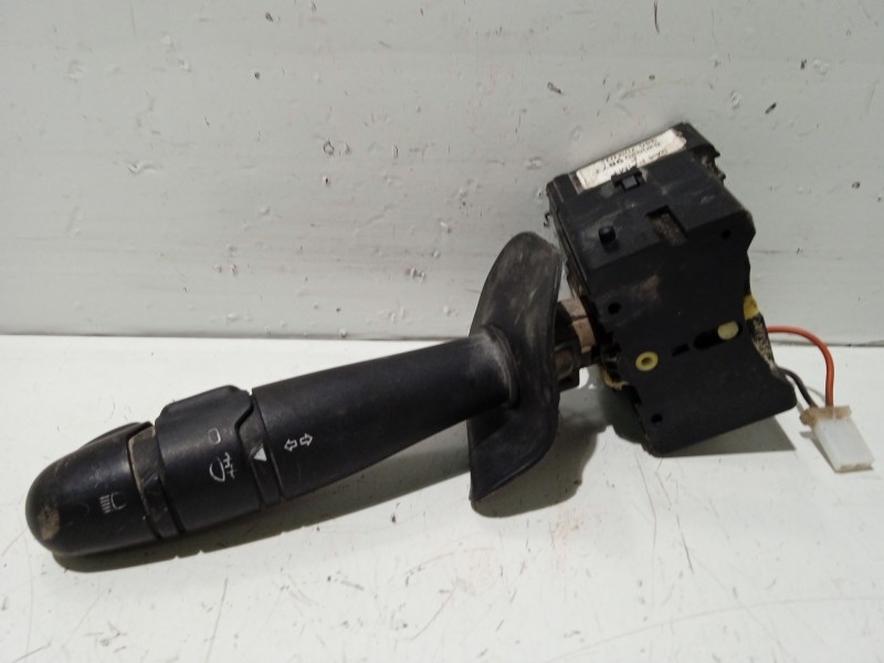 Recambio de mando intermitentes para renault kangoo (f/kc0) referencia OEM IAM 8200299871  