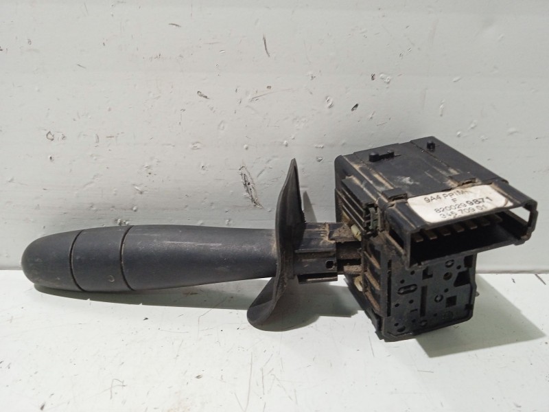 Recambio de mando limpia para renault kangoo (f/kc0) referencia OEM IAM 8200299871  