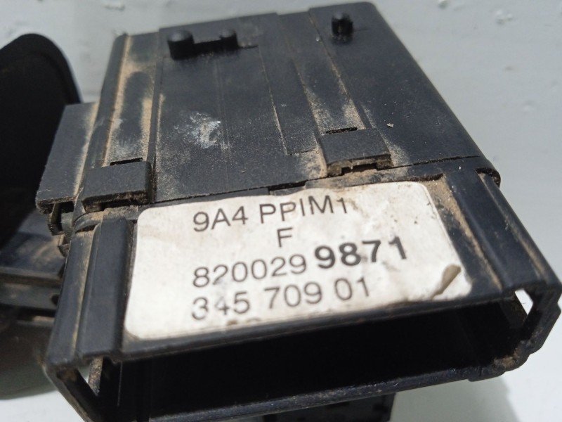 Recambio de mando limpia para renault kangoo (f/kc0) referencia OEM IAM 8200299871  