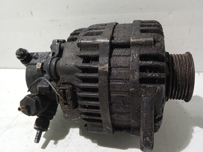 Recambio de alternador para opel combo (corsa c) referencia OEM IAM 13177279 24421642 