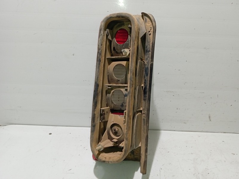 Recambio de piloto trasero derecho para opel combo (corsa c) referencia OEM IAM 1222062  