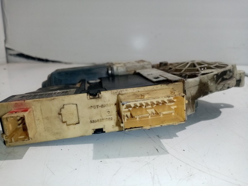 Recambio de motor elevalunas delantero derecho para citroën c5 berlina referencia OEM IAM 997834102  