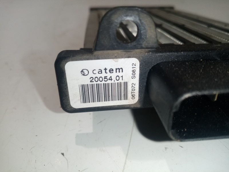 Recambio de resistencia calefaccion para ssangyong rodius 2.7 turbodiesel cat referencia OEM IAM 2005401  