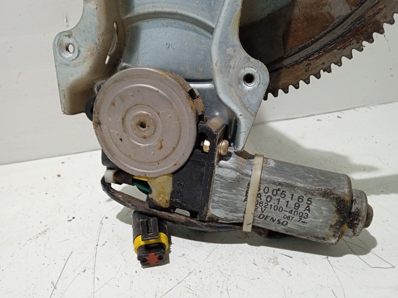 Recambio de elevalunas delantero izquierdo para jeep cherokee (j) referencia OEM IAM 56005165  