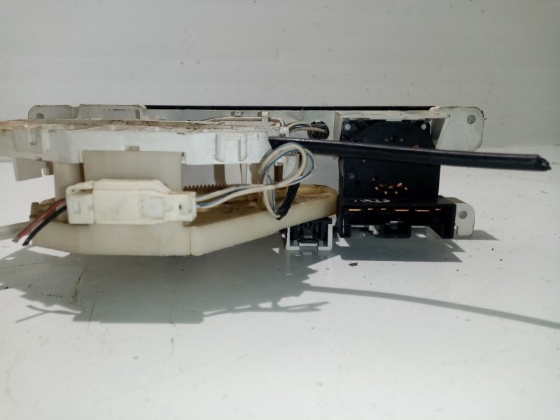 Recambio de mando calefaccion / aire acondicionado para nissan almera (n15) referencia OEM IAM 275151N701  