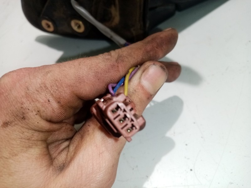 Recambio de retrovisor derecho para nissan almera (n15) referencia OEM IAM 963011N600  