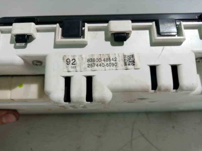 Recambio de cuadro instrumentos para lexus rx 400h referencia OEM IAM 8380048542  