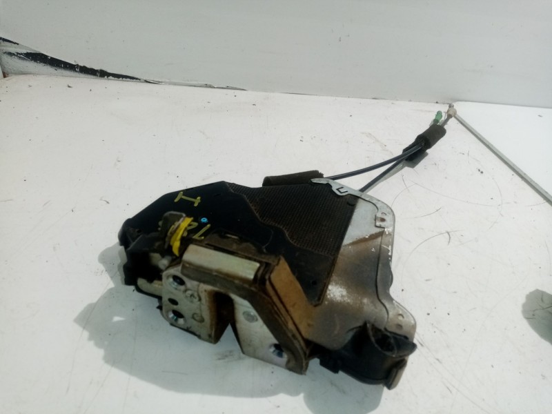 Recambio de cerradura puerta delantera izquierda para lexus rx 400h referencia OEM IAM A046693  