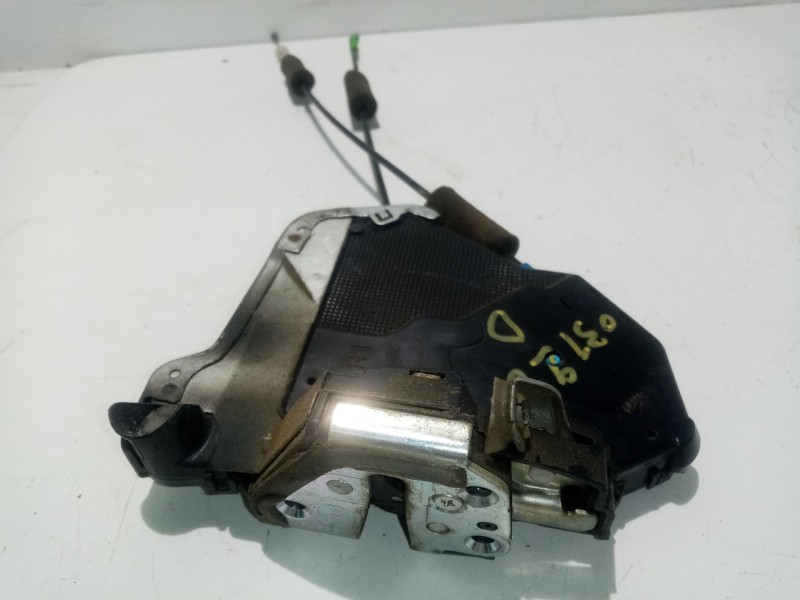 Recambio de cerradura puerta delantera derecha para lexus rx 400h referencia OEM IAM A046693  