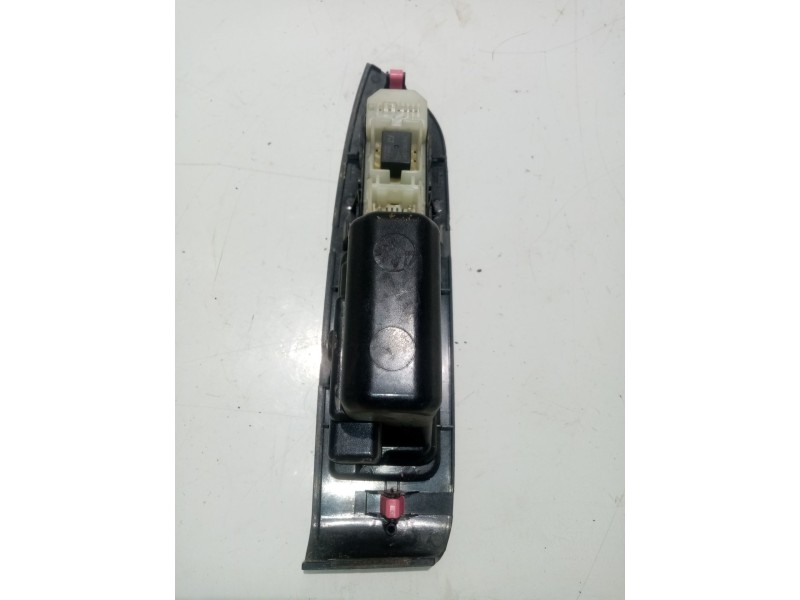 Recambio de mando elevalunas trasero derecho para lexus rx 400h referencia OEM IAM 7427048120  