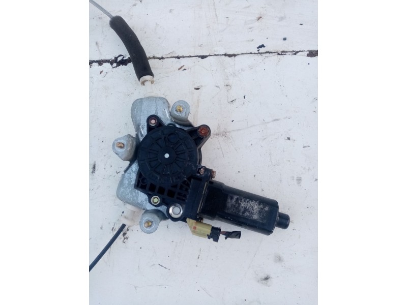 Recambio de elevalunas delantero derecho para kia magentis gls referencia OEM IAM 8240438011  