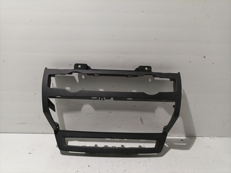 Recambio de moldura para bmw x5 (e70) 3.0 d referencia OEM IAM 773201 0117730 T0027285