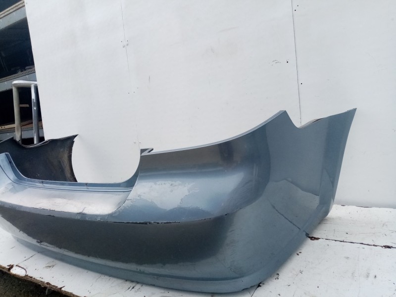 Recambio de paragolpes trasero para chevrolet aveo lt referencia OEM IAM 95978888  