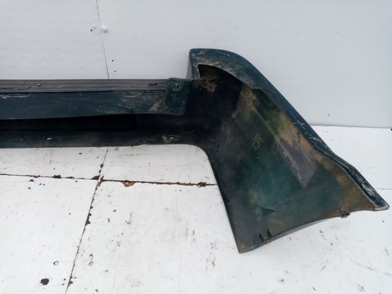 Recambio de paragolpes trasero para jeep cherokee (j) referencia OEM IAM 4883506AA  