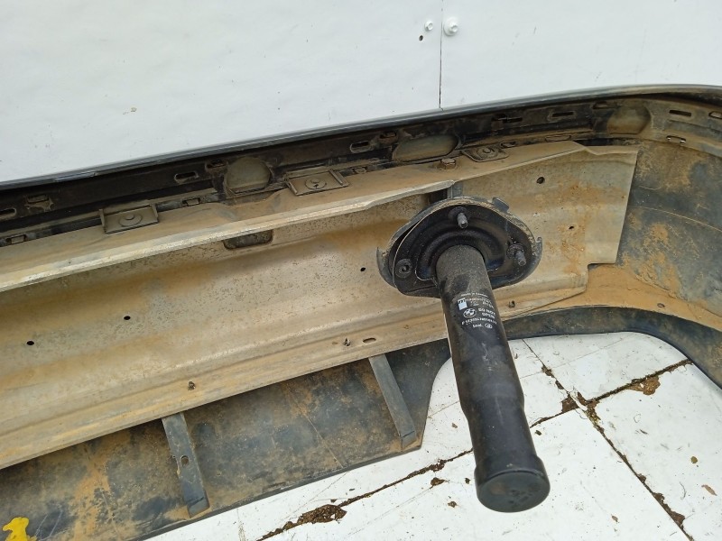 Recambio de refuerzo paragolpes trasero para bmw serie 5 berlina (e39) 520i exclusive referencia OEM IAM 51118245858  