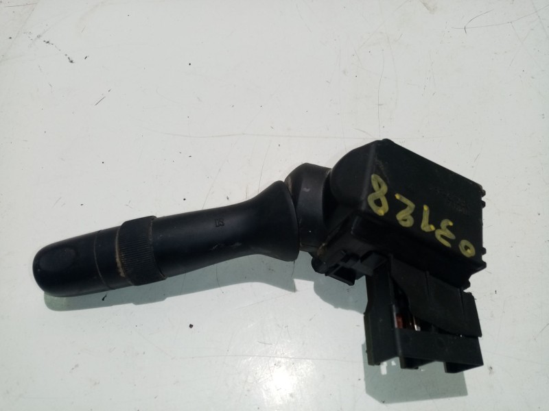 Recambio de mando limpia para lexus rx 400h referencia OEM IAM 173848LH  