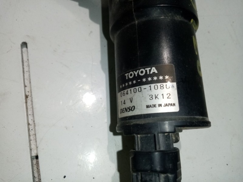 Recambio de bomba agua para lexus rx 400h referencia OEM IAM 0641001080  