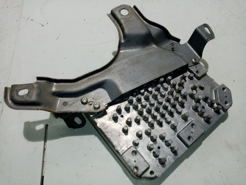 Recambio de modulo electronico para lexus rx 400h referencia OEM IAM 8954048341  