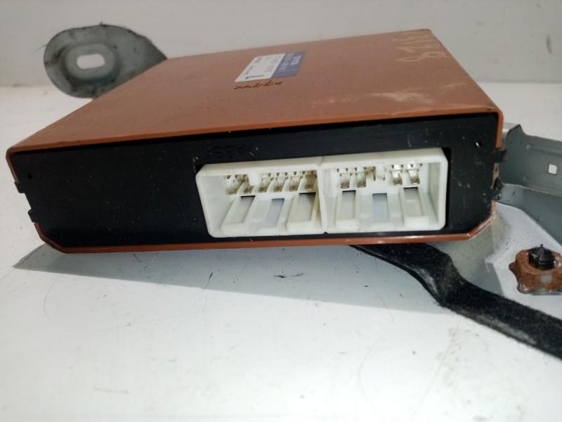 Recambio de modulo electronico para lexus rx 400h referencia OEM IAM 8865048141  
