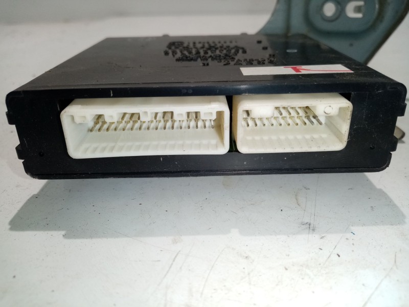 Recambio de modulo electronico para lexus rx 400h referencia OEM IAM 8994048051  