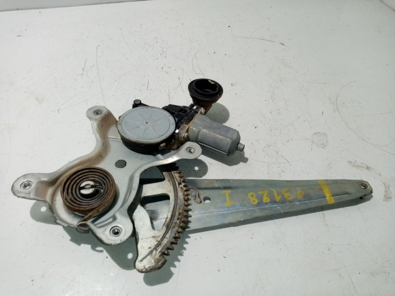 Recambio de elevalunas trasero izquierdo para lexus rx 400h referencia OEM IAM 8571058010 0620401760 