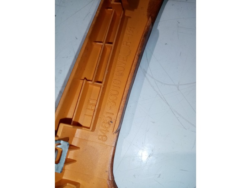 Recambio de moldura para kia magentis gls referencia OEM IAM 846513C010  