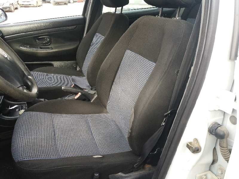 peugeot 406 berlina (s1/s2) 2.0 hdi   |   ... | 0 - 2005 | 109 cv / 80 kw del año 30/04/2003