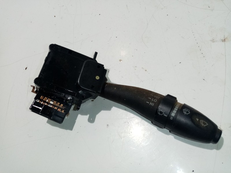 Recambio de mando limpia para kia magentis gls referencia OEM IAM   