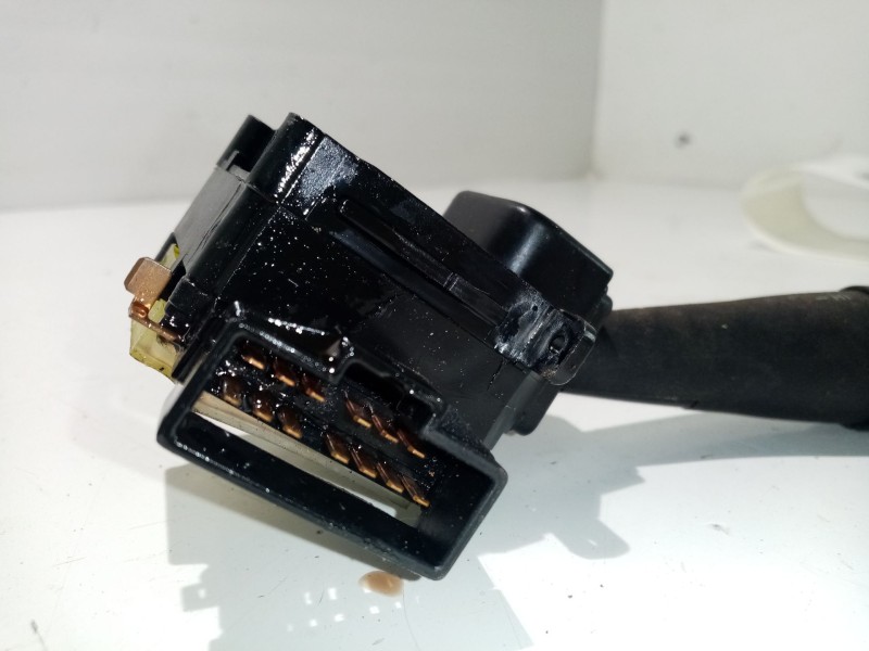 Recambio de mando limpia para kia magentis gls referencia OEM IAM   