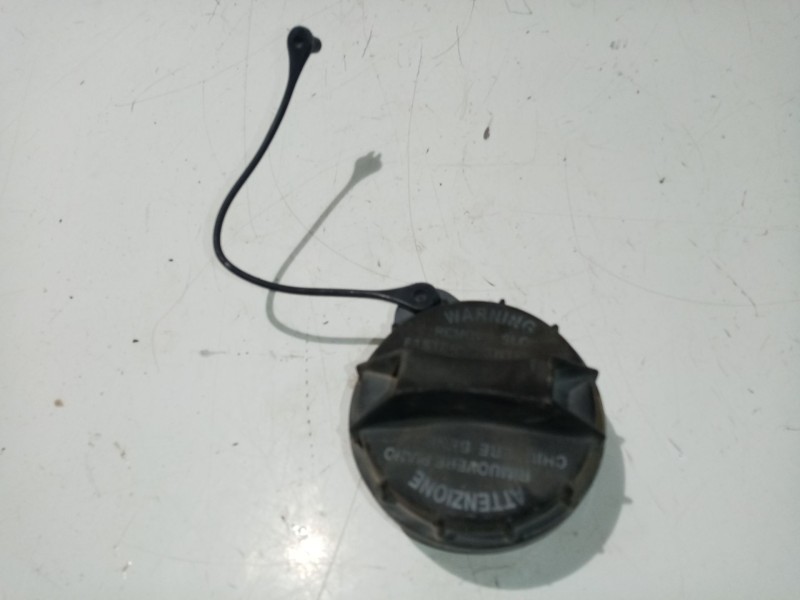 Recambio de tapon combustible para kia magentis gls referencia OEM IAM 310103F600  